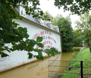 Spreekwoord zijmuur Middelheim