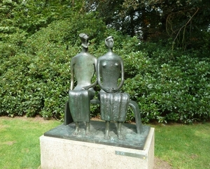 King and Queen, Henry Moore