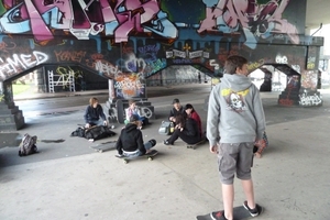Skaters meeting & graffiti