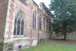 St Pauluskerk binnenkoer