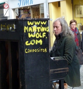 Mobile pianospeler Hoogstraat