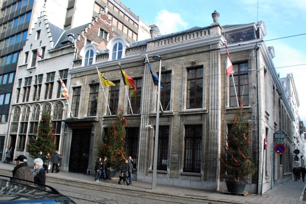 008 Antwerpen in de winter  7.01.2012 - districtshuis -