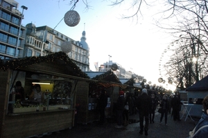 091 Antwerpen  7.01.2012 - Kerstmarkt en ijspiste
