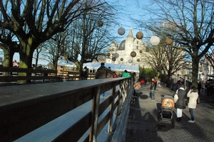 092 Antwerpen  7.01.2012 - Kerstmarkt en ijspiste