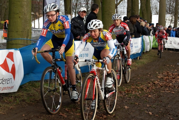 B.K.-DAMES-HOOGLEDE-GITS 2012