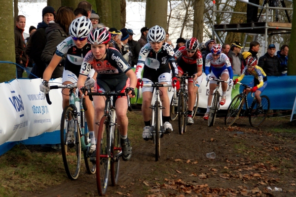 B.K.-DAMES-HOOGLEDE-GITS 2012