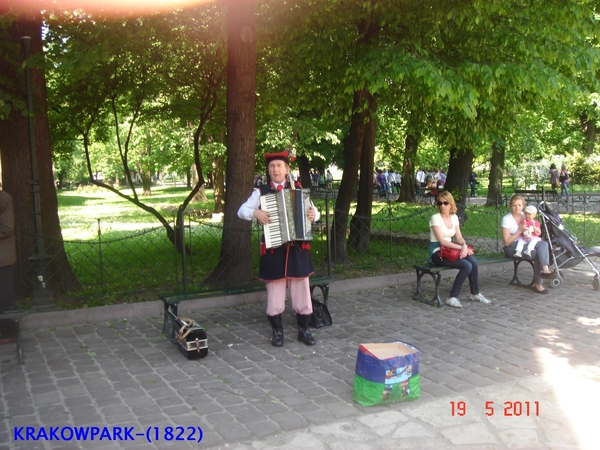 2011--MEI -------POLEN (87)