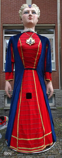 5000 Namur - Madame Goliath