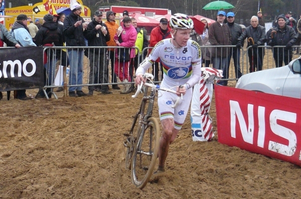 20090222 cyclocross oostmalle (25)