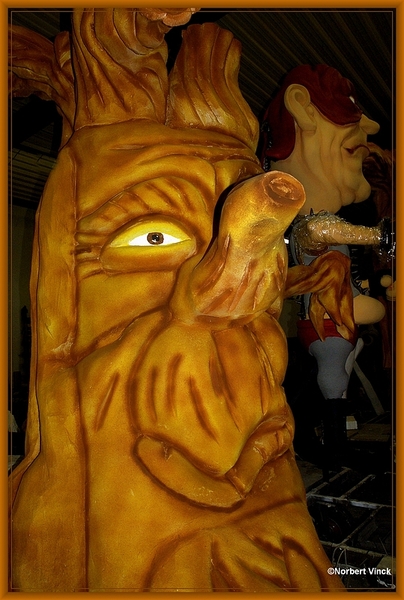 sized_sized_DSC37337a karnavalhallen