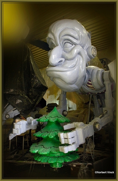 sized_sized_DSC37366a karnavalhallen