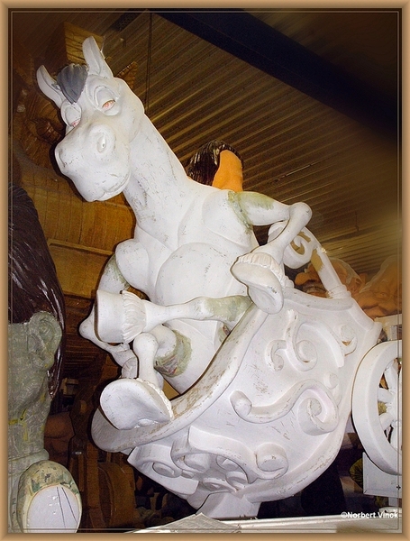 sized_sized_DSC37381a karnavalhallen