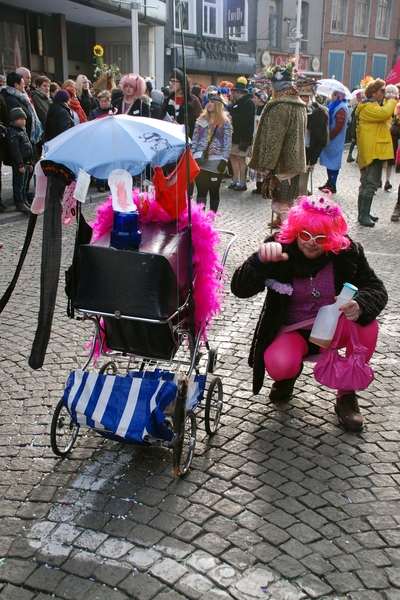035  Aalst  Carnaval voil jeannetten 21.02.2012