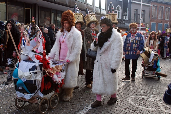 037  Aalst  Carnaval voil jeannetten 21.02.2012