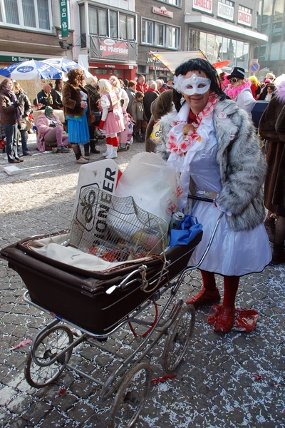 063  Aalst  Carnaval voil jeannetten 21.02.2012