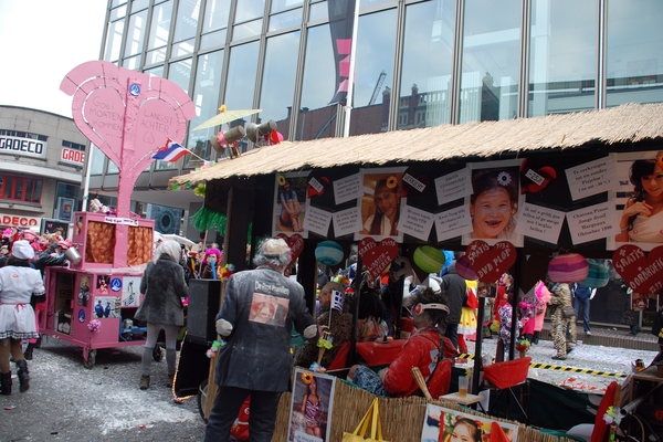 105  Aalst  Carnaval voil jeannetten 21.02.2012