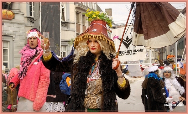 sized_sized_DSC38771a voil jeanetten