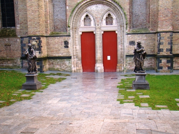 BRUGGE NOVEMBER 2011 IJSCULPUREN 020