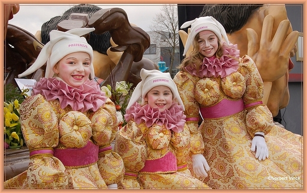 sized_sized_DSC37909a karnaval 2012