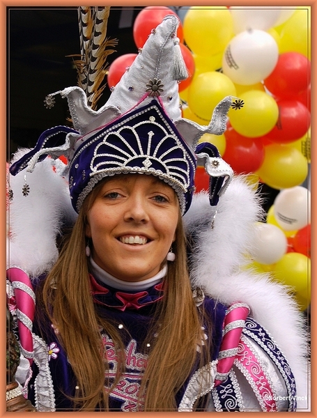 sized_sized_DSC37935a karnaval 2012