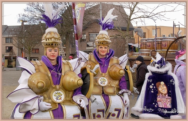 sized_sized_DSC37972a karnaval 2012