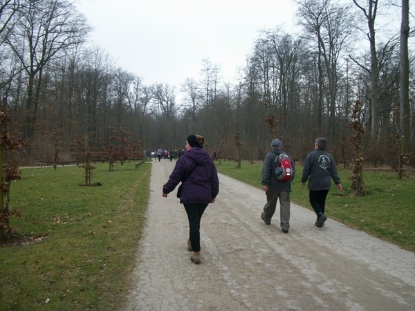 022-Wandelpaden leiden naar het Kasteel van Gaasbeek
