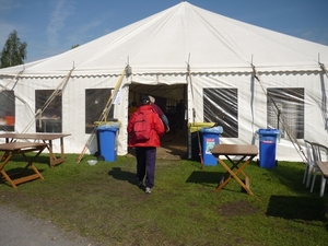 120518 AALTER start in de tent