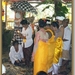 Ceremonie, tandvijlen en haarsnijden