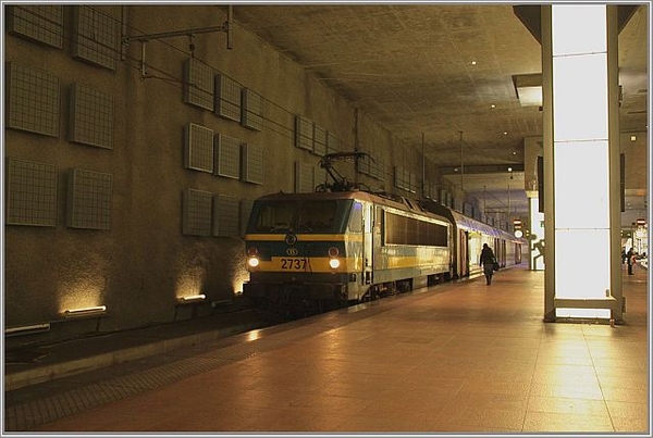 NMBS HLE 2737 Antwerpen CS 22-10-2009