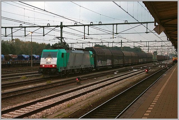 NMBS HLE 2827 Roosendaal 22-10-2009