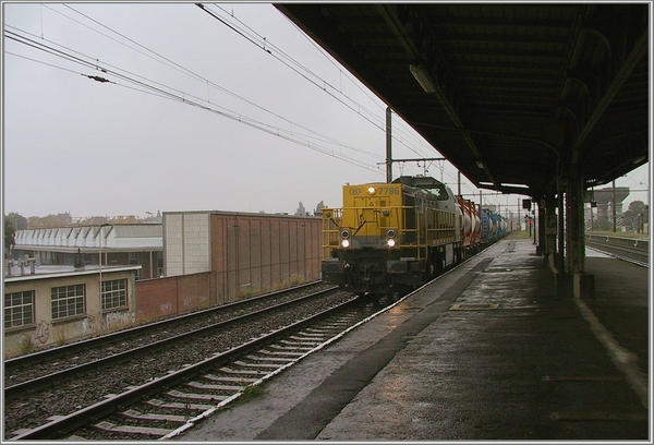 NMBS HLDR 7786 Antwerpen Oost 10-09-2003