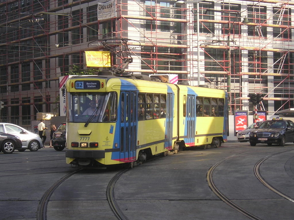 7777-81, Brussel 03.07.2009 Fonsnylaan