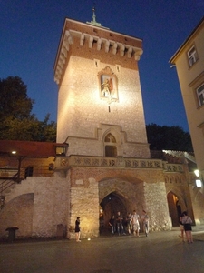 3A Krakau, Florianska poort, by night _P1120794