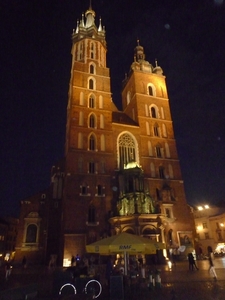 3A Krakau, grote markt, by night _P1120803