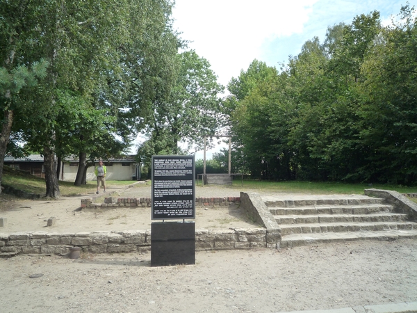 3B Auschwitz, Gestapo ondervraging en folterplaats, met galg tere