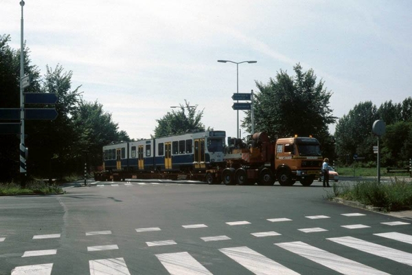 er op De Werf achter remise Zichtenburg de nieuwe GTL 3139 arrive