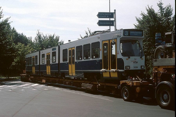 er op De Werf achter remise Zichtenburg de nieuwe GTL 3139 arrive