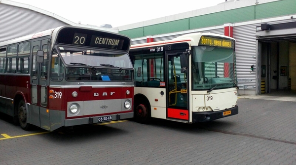 Oud en de moderne 319 dus moesten we even een plaatje schieten