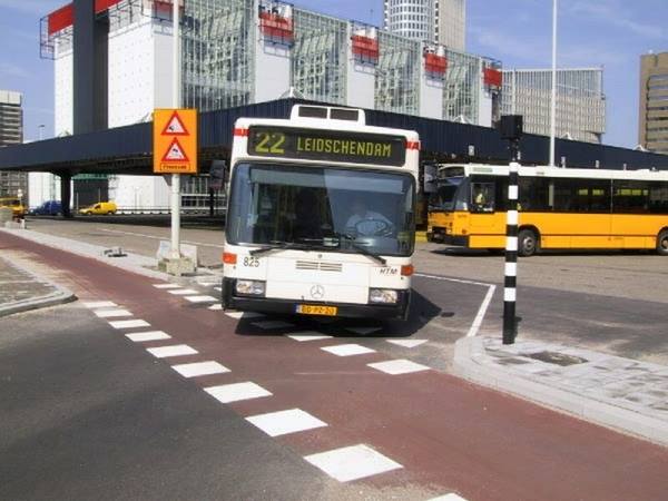 825 Centraal Station 17-06-2002