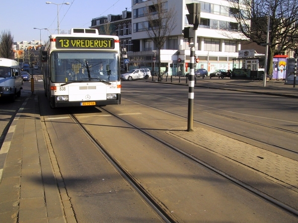 838 Laan van Meerdervoort 25-02-2003