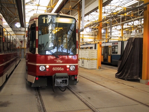 6098a Remise Lijsterbesstraat 14-08-2002