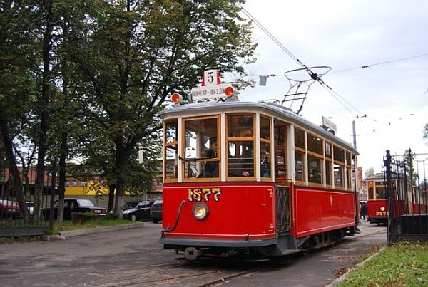 1877 29-september werd herdacht dat de Petersburgse tram 100 Jaar