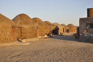 Logies in de Yurt in het AYAZ-KALA kamp te Nukus