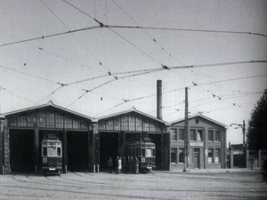 A 316+A 318 Remise Soendaplein Haarlem-Noord 26-07-1945 Renes