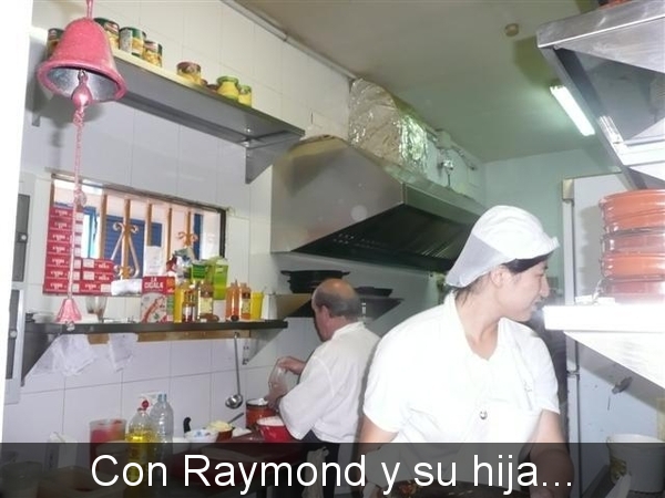 20120304 17u08 De keuken van Raymond  Spanje Tenerife colon guana