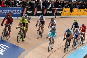 PARIJS-ROUBAIX-Aankomst Velodrome Roubaix