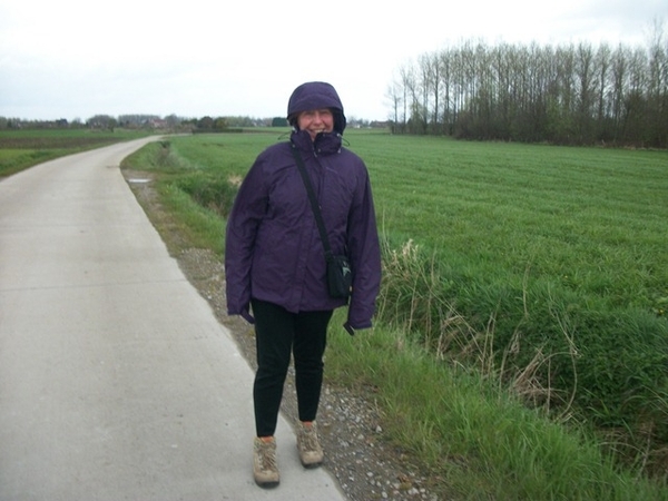 090-Regen en wind van de partij..