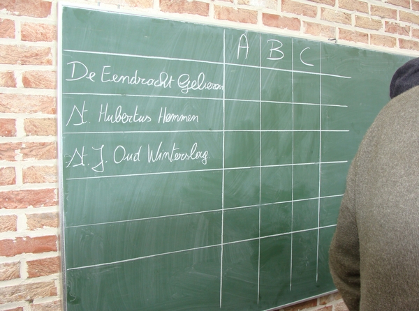 1ste wedstrijd De Eendracht Gelieren