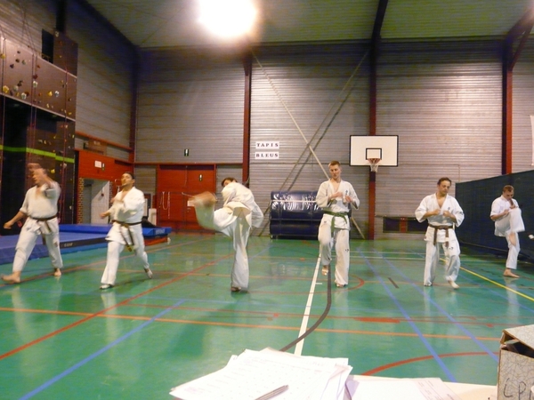 26 Examen voor hoge gordels techniek 04-2012