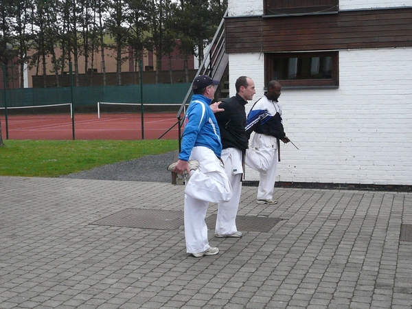 48 Ochtendtraining stretching 22-04-2012